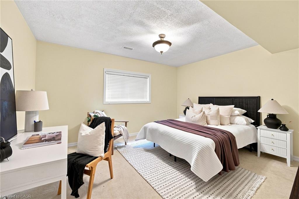 546 Jerseyville Road W Property Photo 34