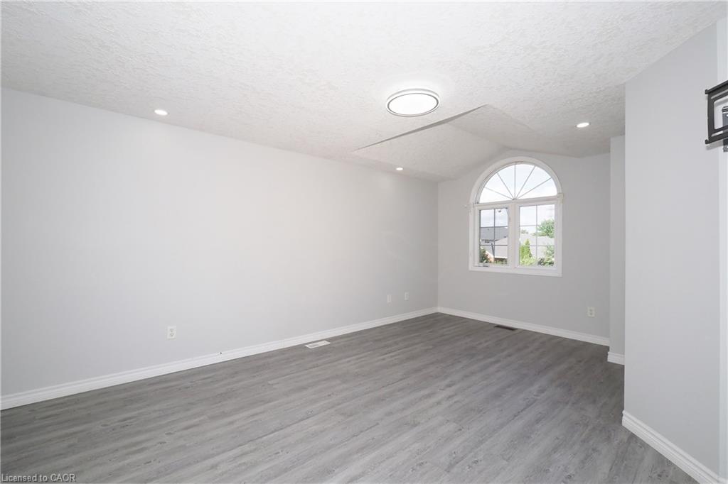 776 Paris Boulevard Property Photo 22