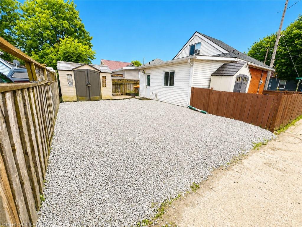 15 Esther Street Property Photo 3