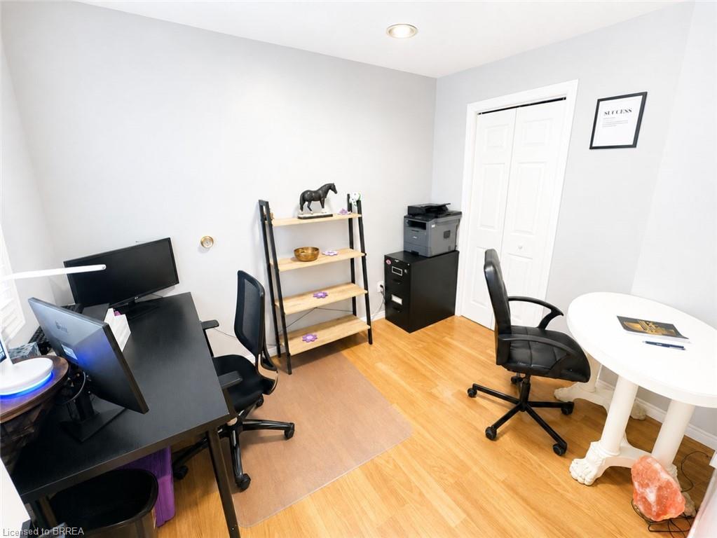 15 Esther Street Property Photo 11