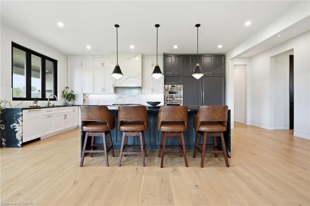 7944 Young Street Property Photo 18