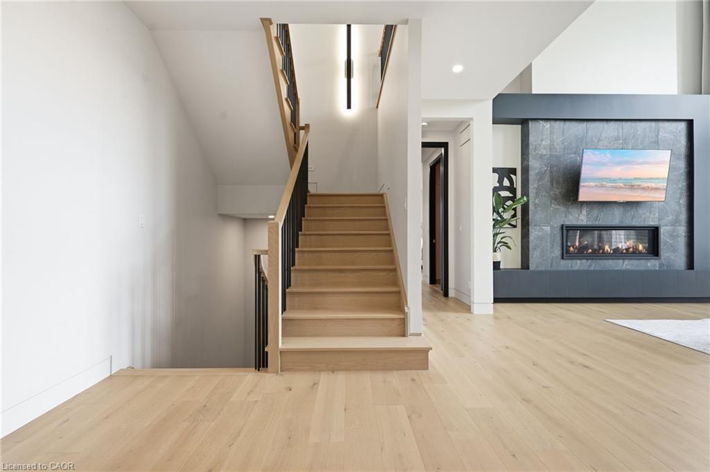 7944 Young Street Property Photo 37