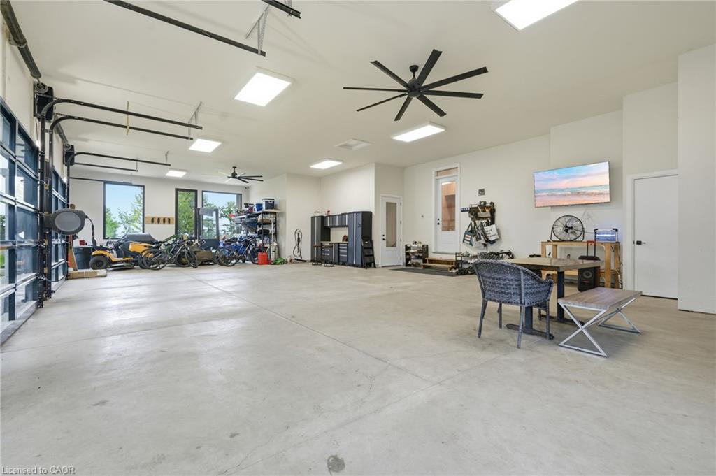 7944 Young Street Property Photo 47