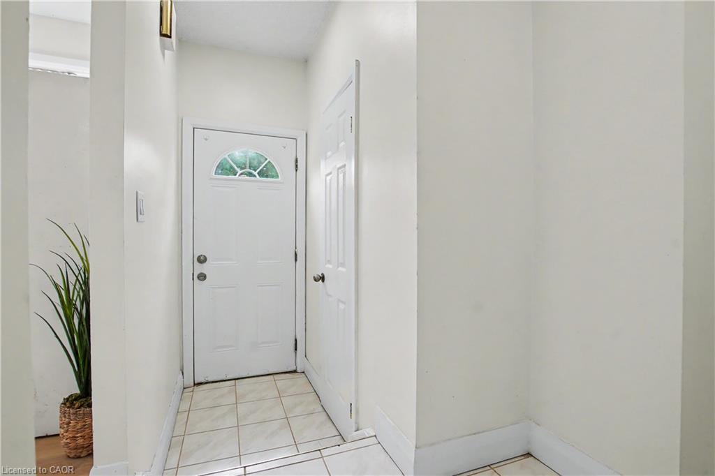 42-17 Quail Drive Property Photo 5