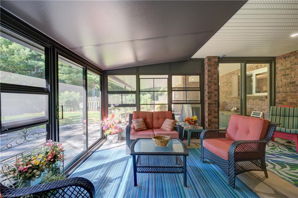 1170 Thompson Road E Property Photo 15