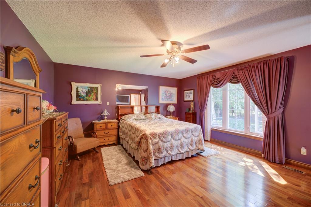 1170 Thompson Road E Property Photo 16