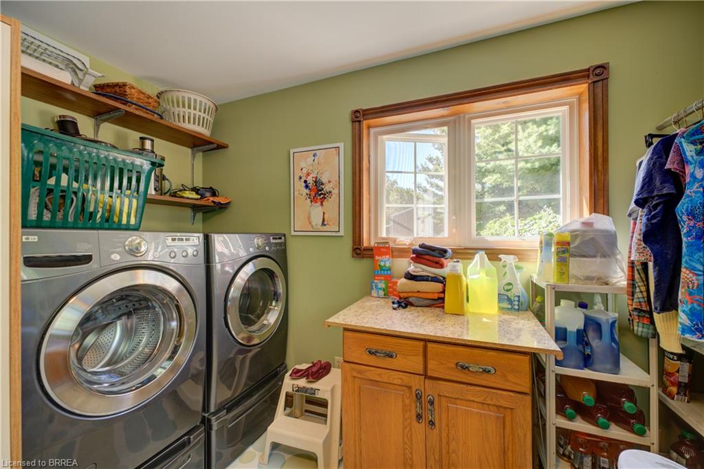 1170 Thompson Road E Property Photo 23
