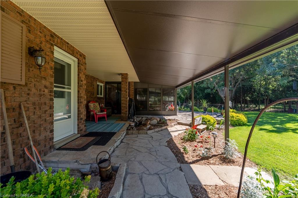 1170 Thompson Road E Property Photo 39