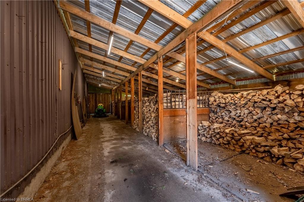 1170 Thompson Road E Property Photo 44
