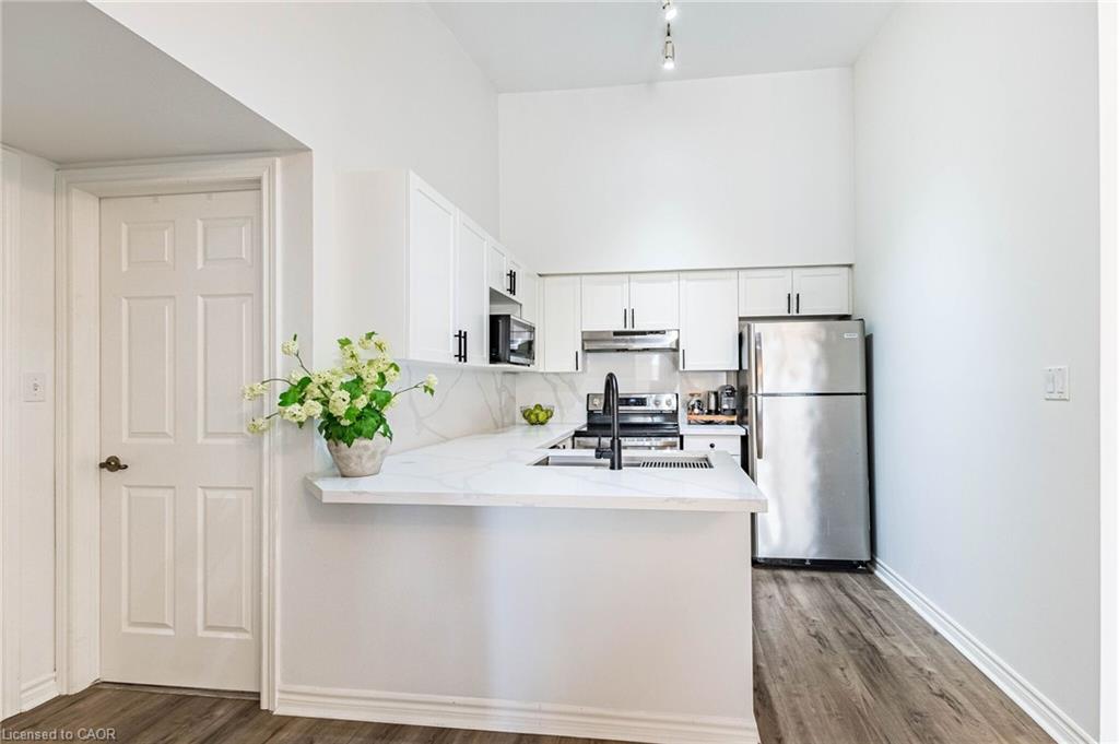 406-1480 Bishops Gate Property Photo 19