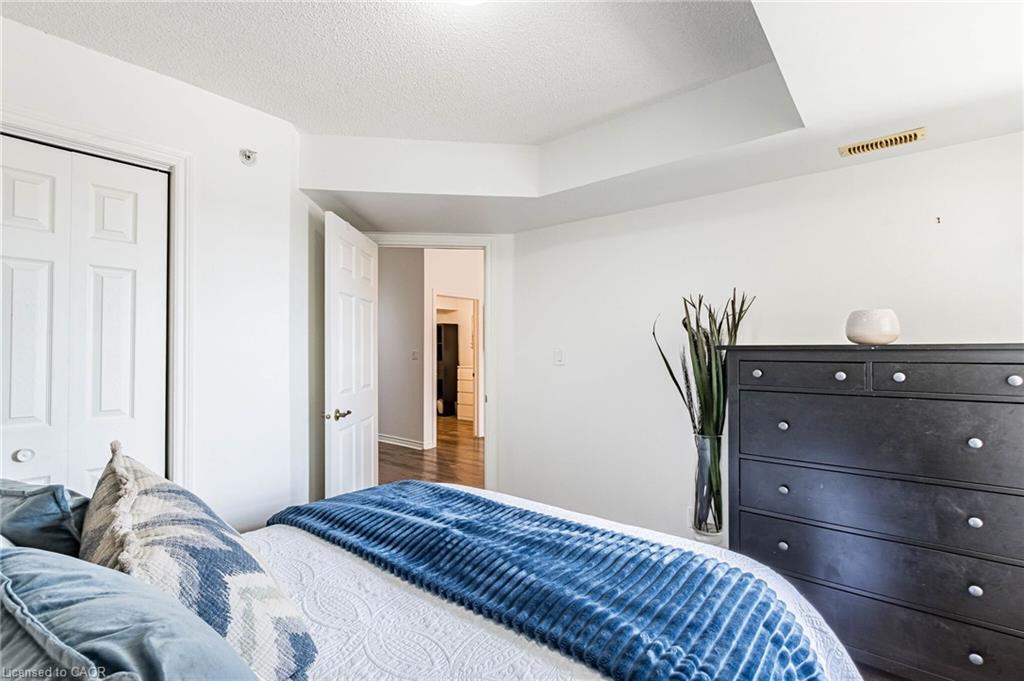 406-1480 Bishops Gate Property Photo 25