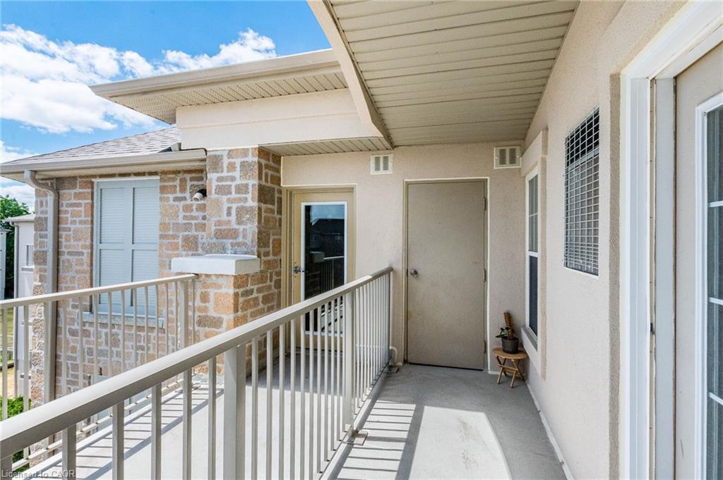 406-1480 Bishops Gate Property Photo 33