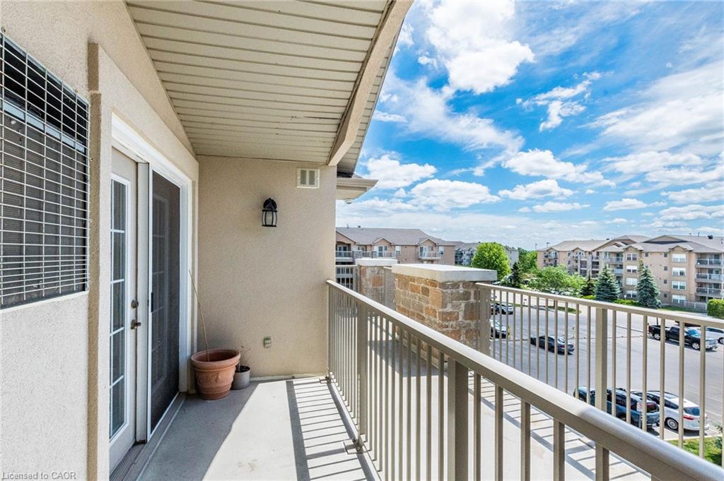 406-1480 Bishops Gate Property Photo 35