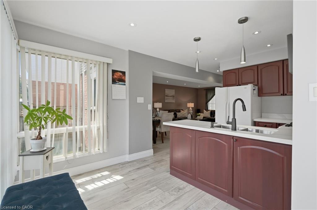 2055 Hunters Wood Drive Property Photo 13