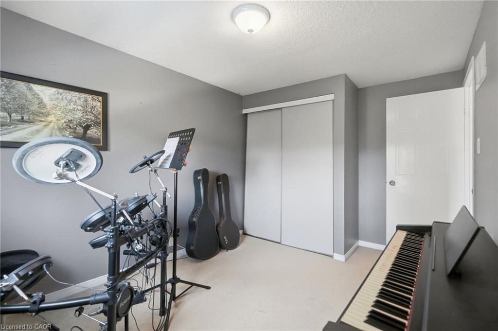 2055 Hunters Wood Drive Property Photo 33