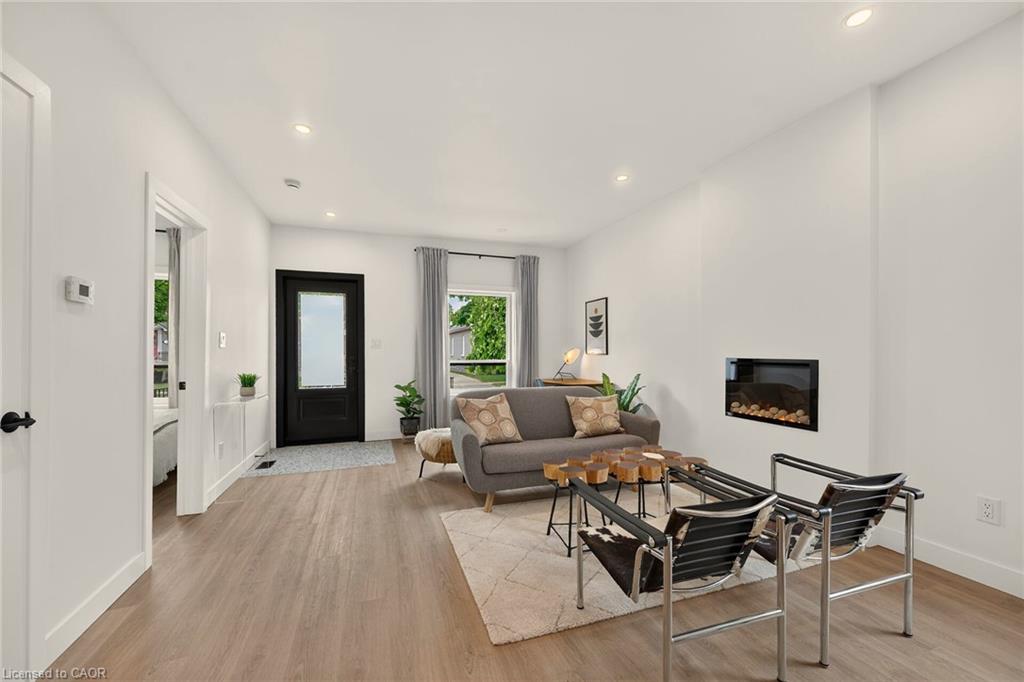 96 Aberdeen Avenue Property Photo 7