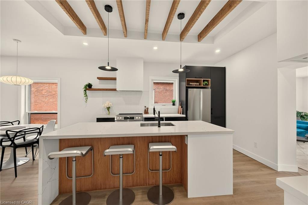 96 Aberdeen Avenue Property Photo 12