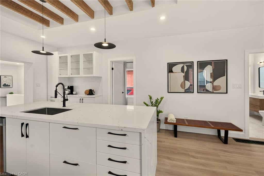 96 Aberdeen Avenue Property Photo 15