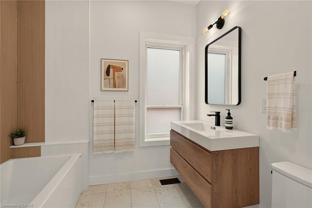 96 Aberdeen Avenue Property Photo 30