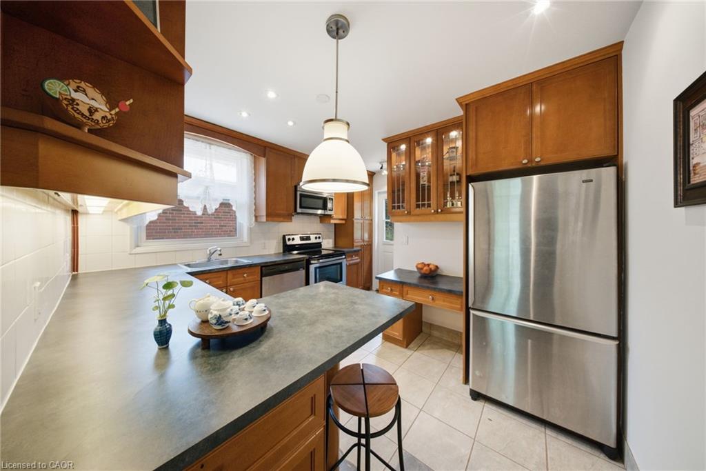 88 Cavehill Crescent Property Photo 8