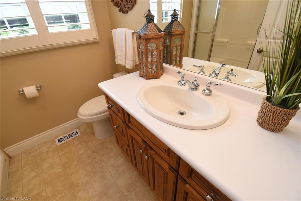 2565 Highway 56 Property Photo 28