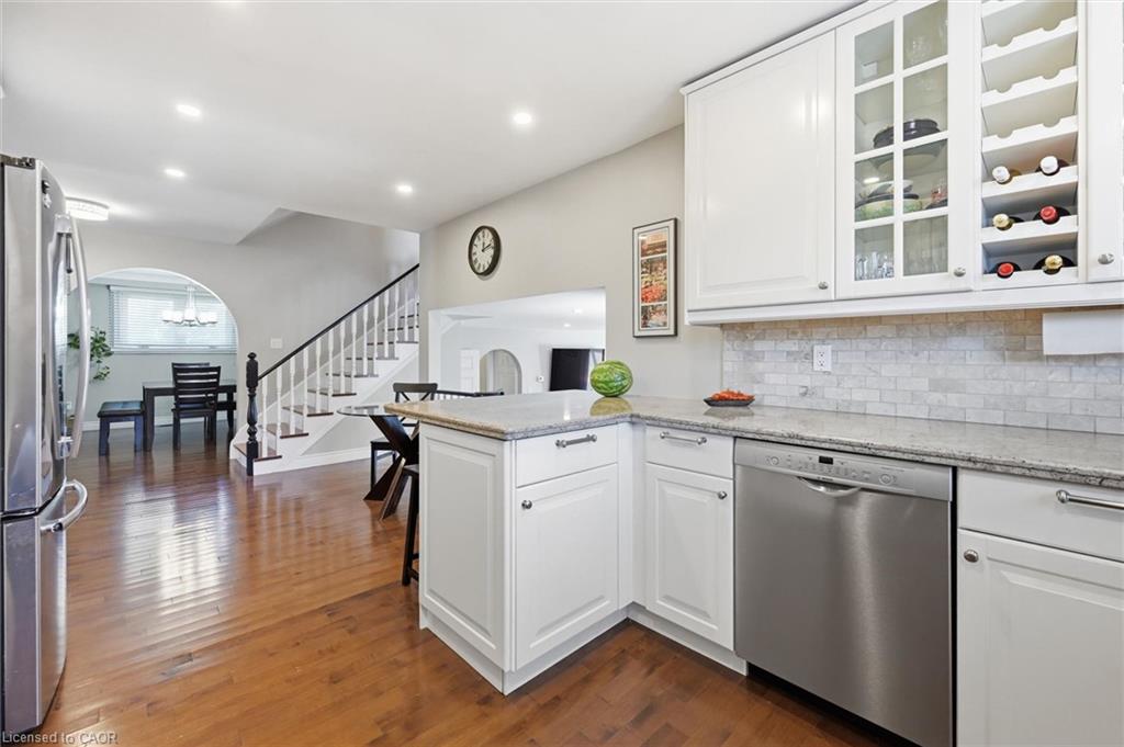 309 Hawkridge Avenue Property Photo 12