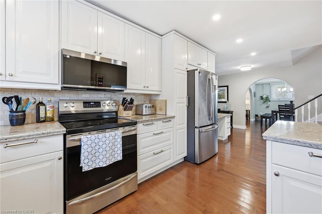 309 Hawkridge Avenue Property Photo 13