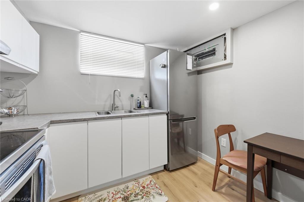 309 Hawkridge Avenue Property Photo 37