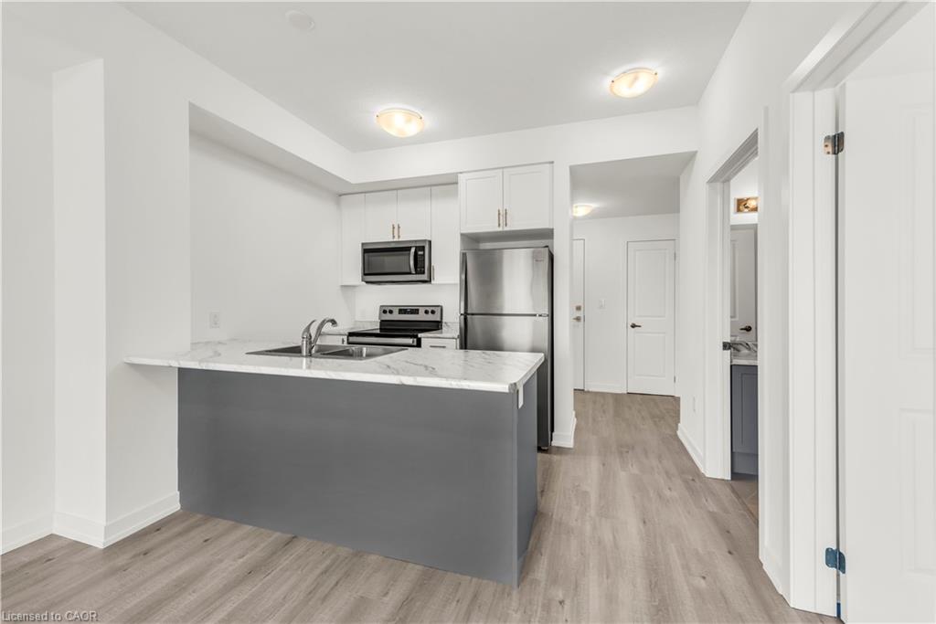 809-460 Dundas Street E Property Photo 6