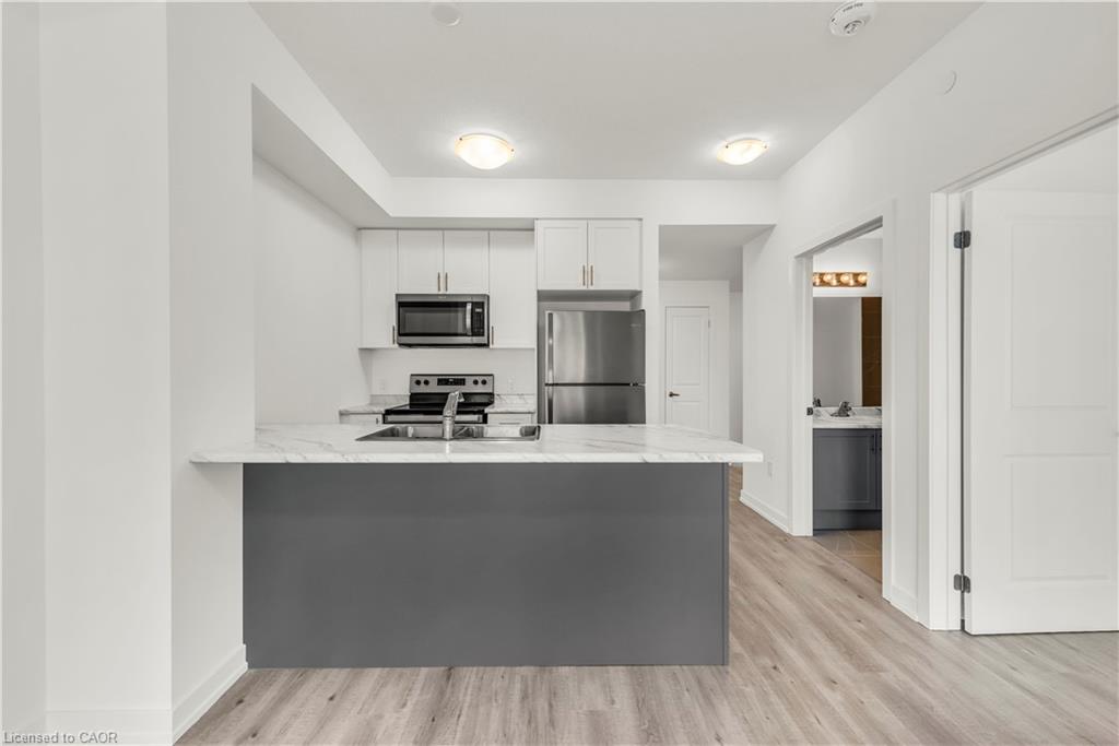 809-460 Dundas Street E Property Photo 7