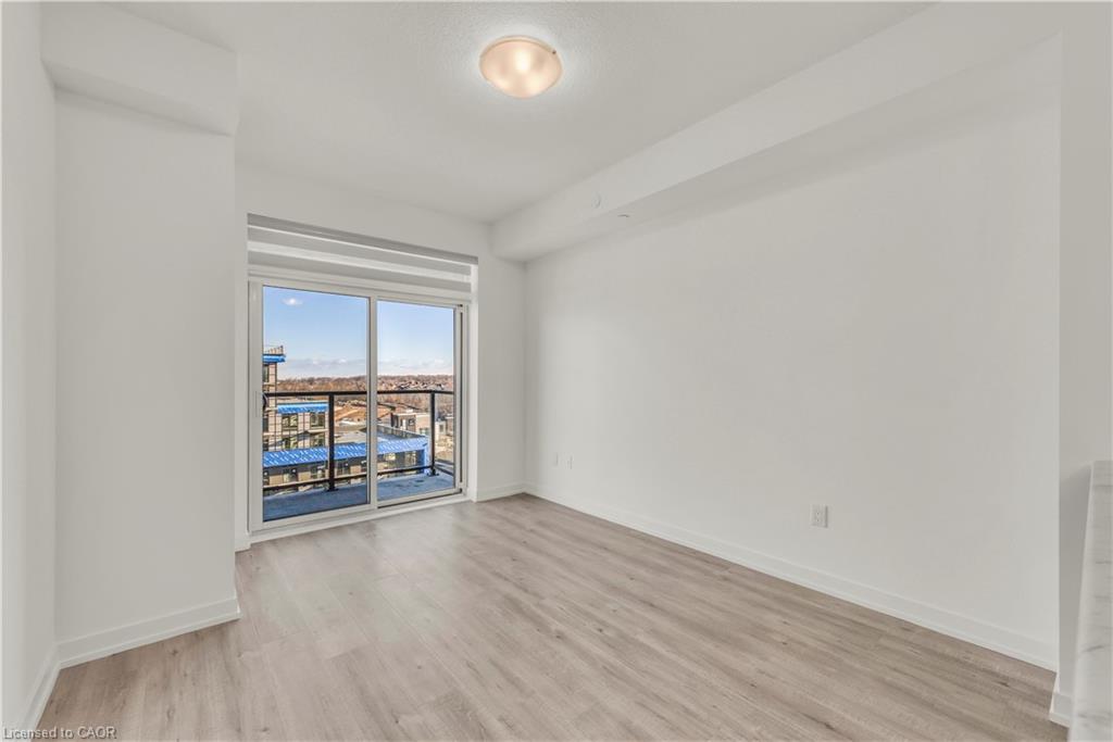 809-460 Dundas Street E Property Photo 14