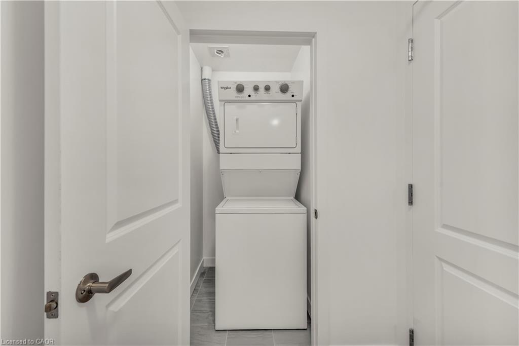 809-460 Dundas Street E Property Photo 22