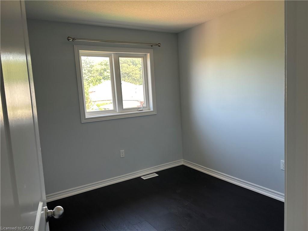 15-90 Raymond Road Property Photo 18