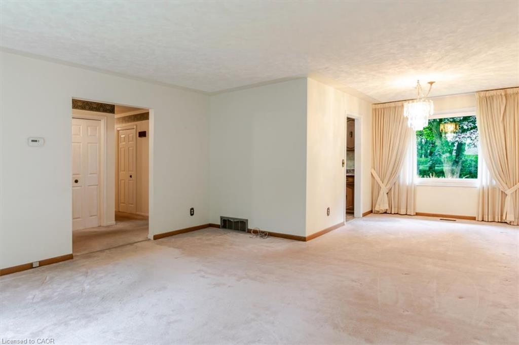 99 Berkley Crescent Property Photo 12