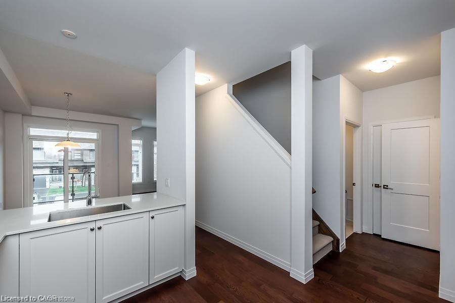 158-30 Times Square Boulevard Property Photo 4