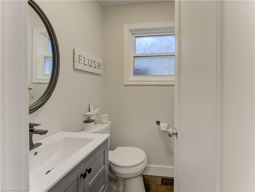 123 Candlewood Crescent Property Photo 18