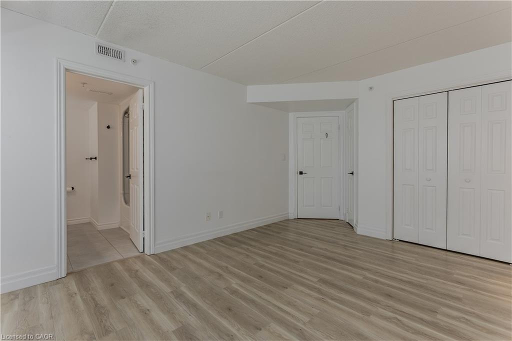 101-2035 Appleby Line Property Photo 12
