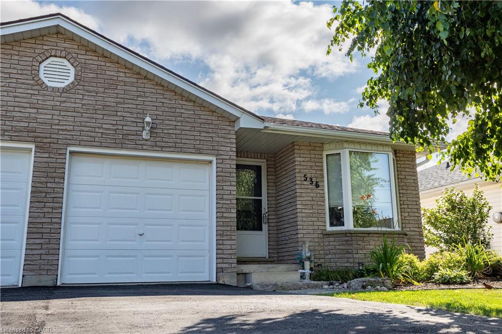 536 St Andrew Street Property Photo 1