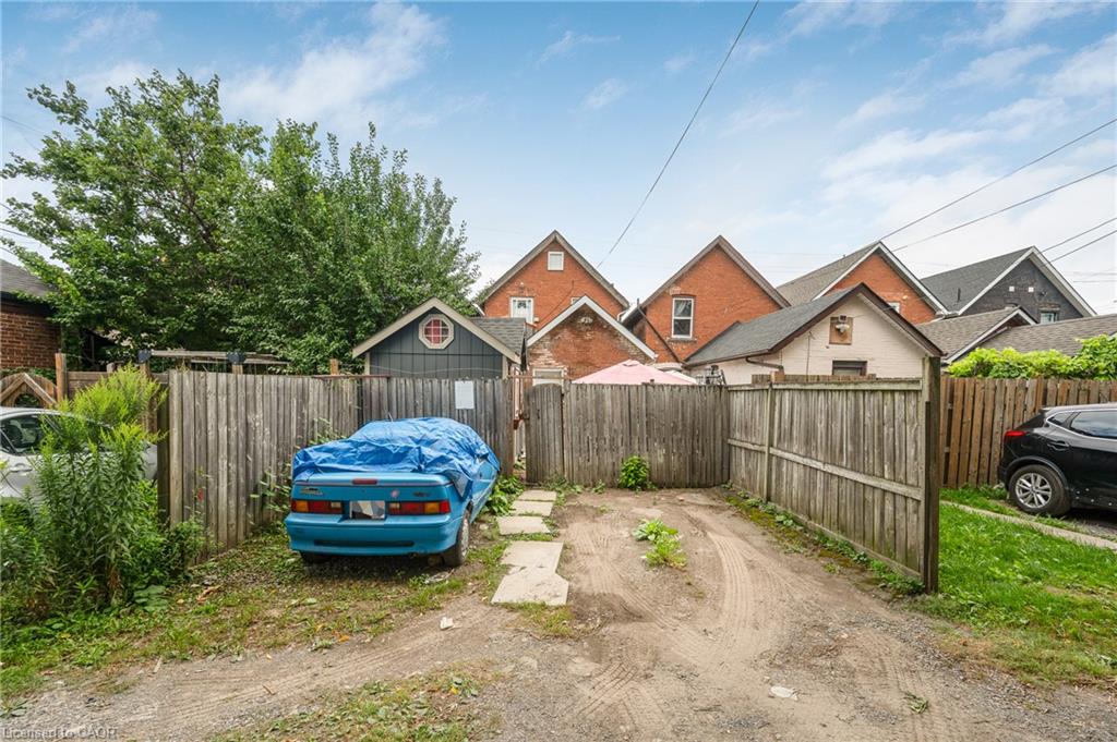 466 Cannon Street E Property Photo 29