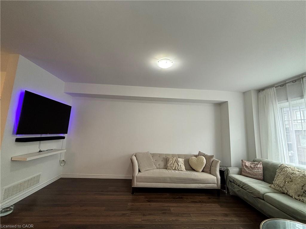 11 Birot Lane Property Photo 6