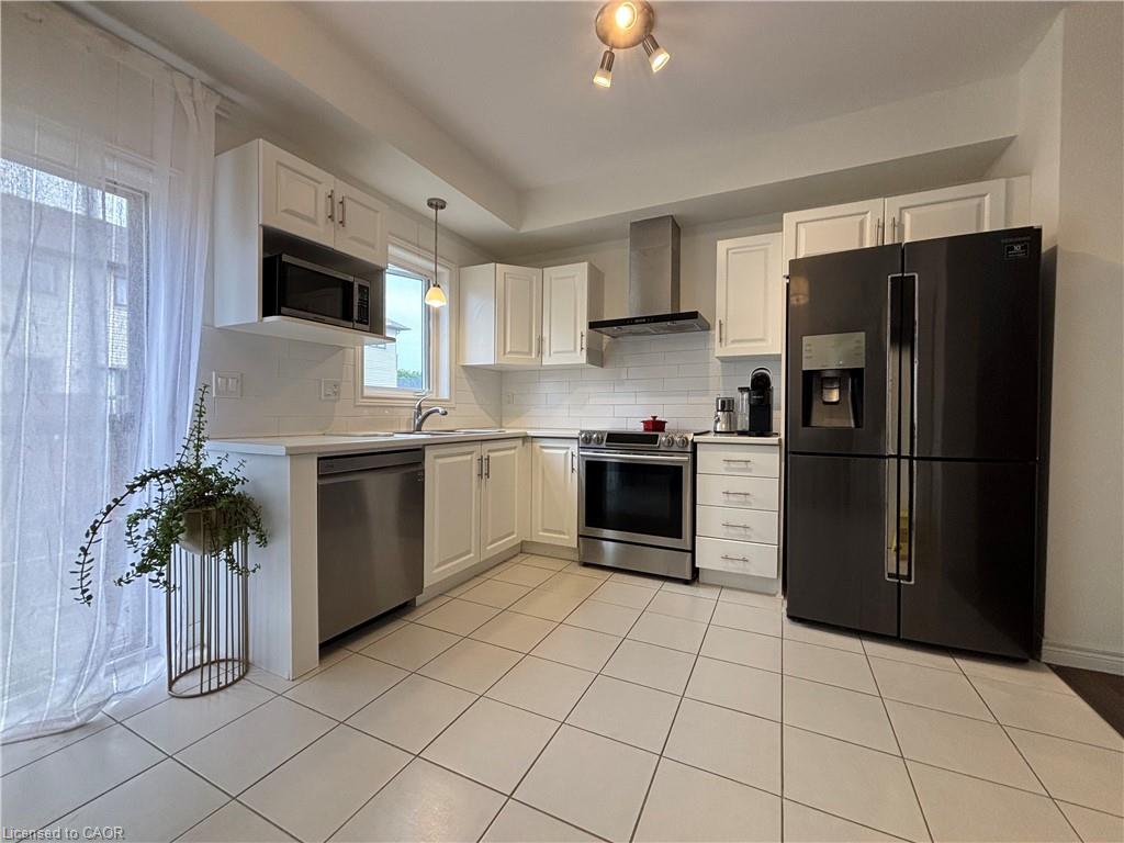 11 Birot Lane Property Photo 7