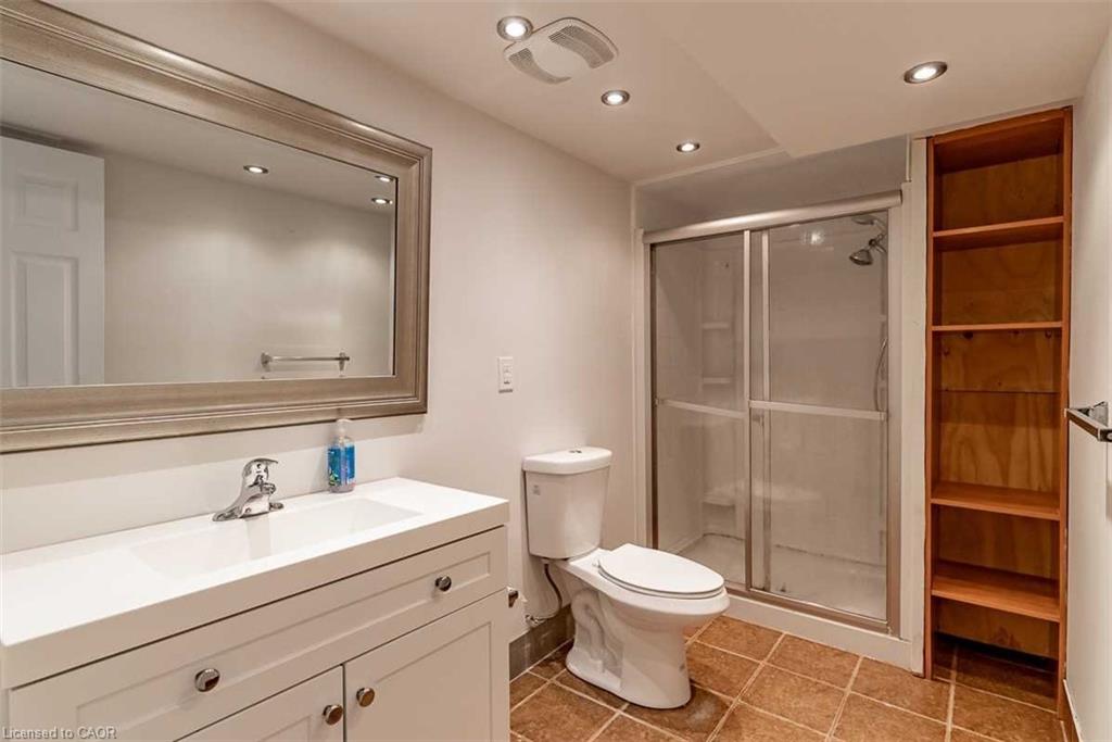 467 Limeridge Road W Property Photo 12