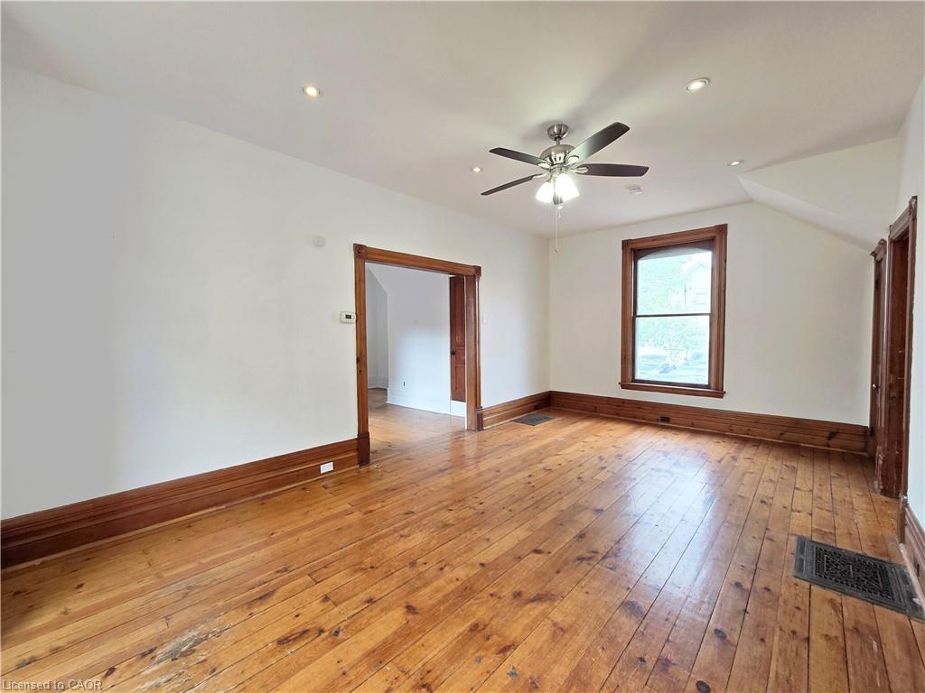 7 Ontario Street Property Photo 8