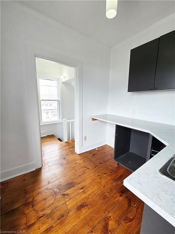 7 Ontario Street Property Photo 17