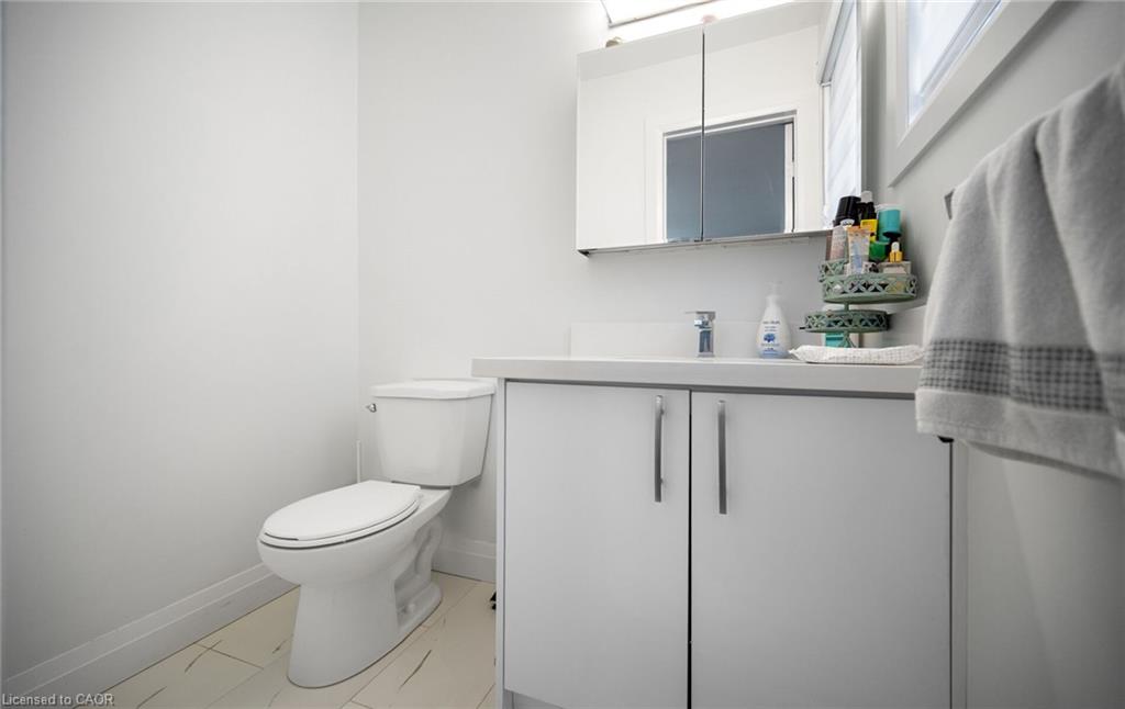 2221 Florian Road Property Photo 16