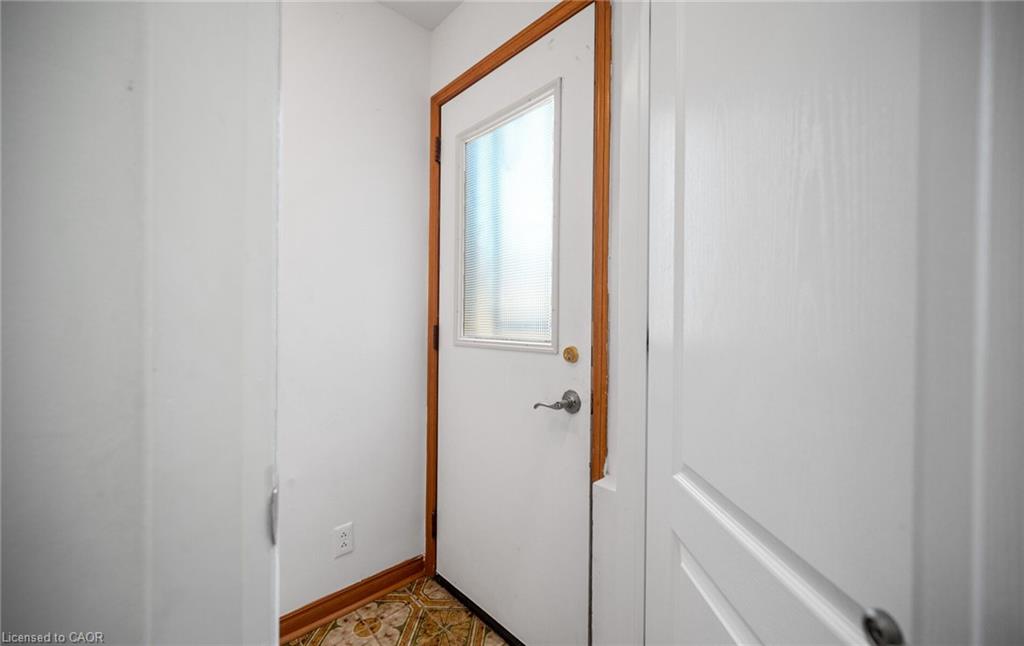 2221 Florian Road Property Photo 25