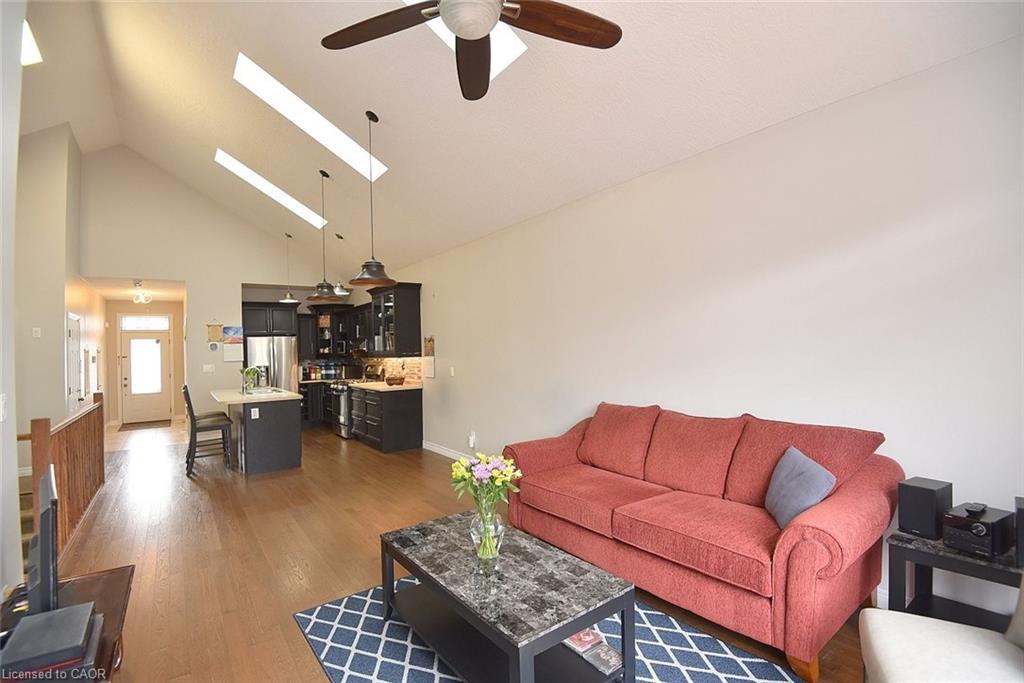 27 Banks Street Property Photo 7