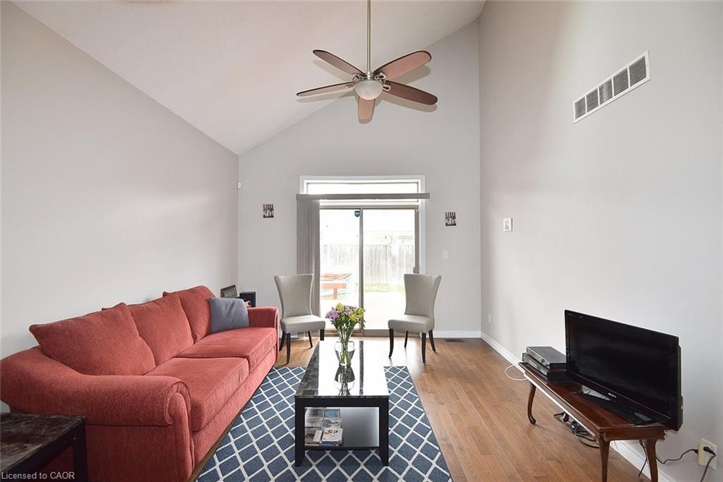 27 Banks Street Property Photo 8
