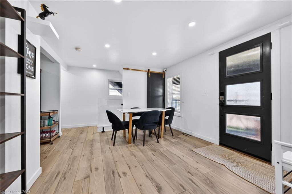 56 Decew Street Property Photo 8