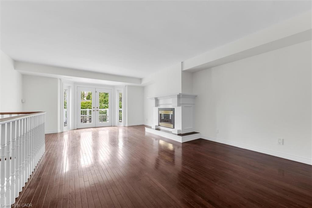 1389 Lakeshore Road Property Photo 19